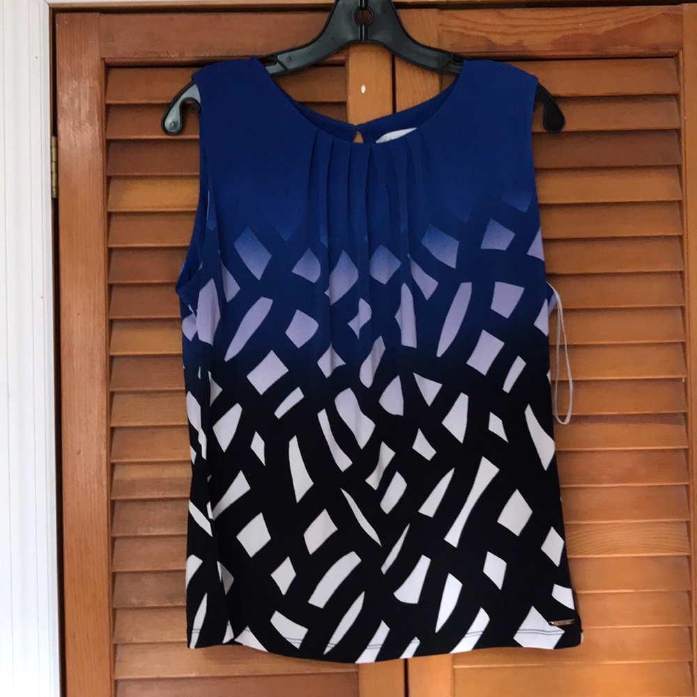 🔴 Offers Accepted 🔴 Geometric print Blouse